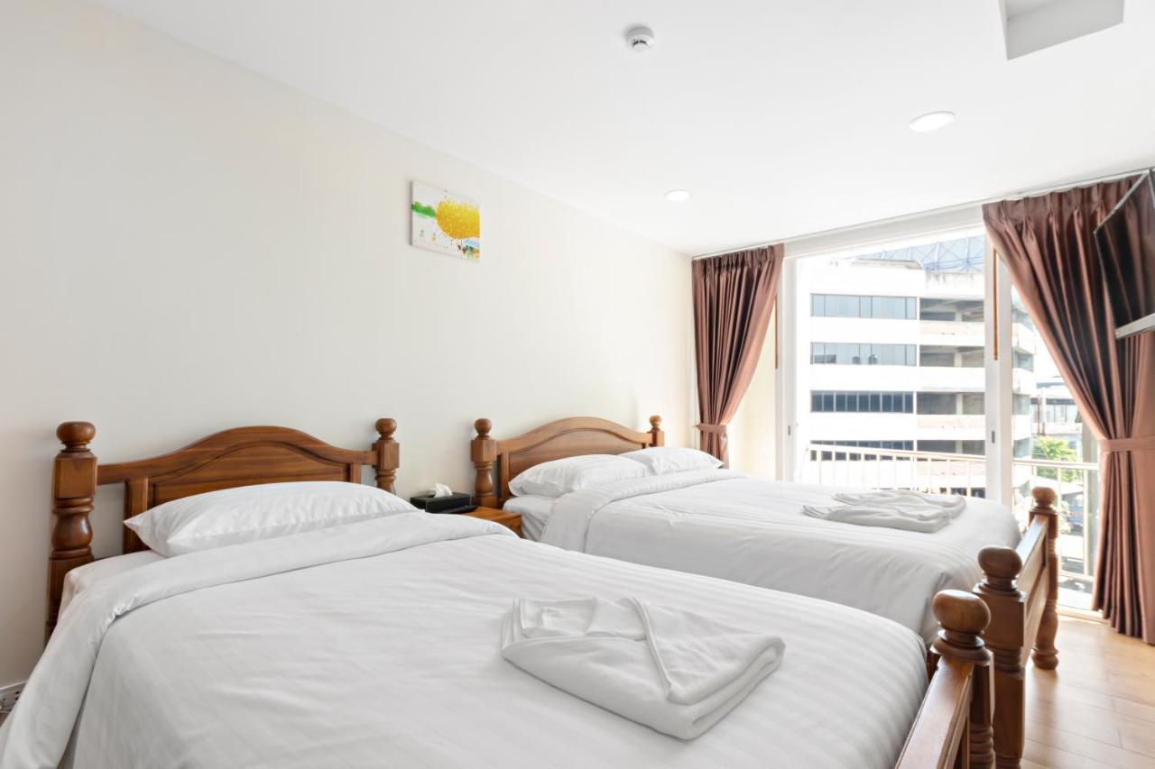 Royale 8 Ville Guest House Bangkok Luaran gambar